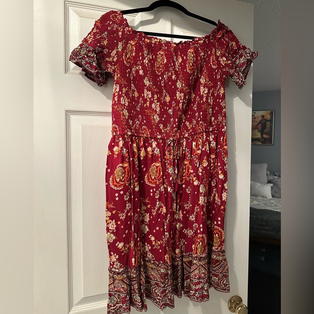 Xhiliration red floral dress size XL
